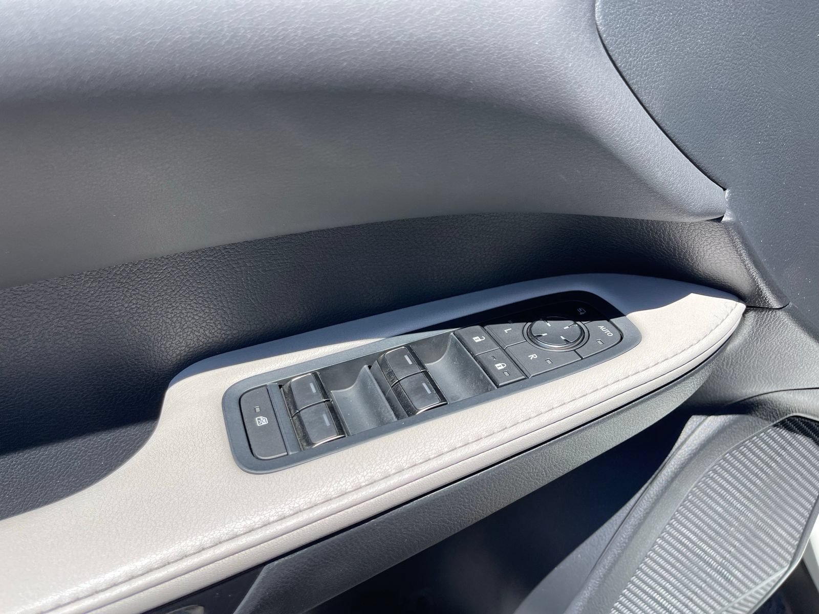 Used 2023 Lexus RX 350 Premium FWD image 23