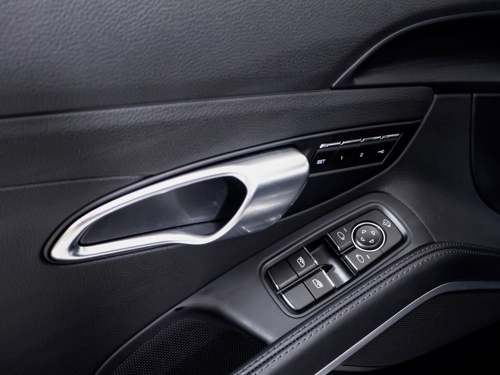 Certified 2025 Porsche 718 Cayman S RWD image 26