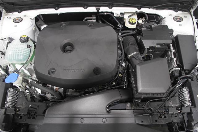 Used 2022 Volvo XC40 T5 Momentum w/ Premium Package AWD/4WD image 20