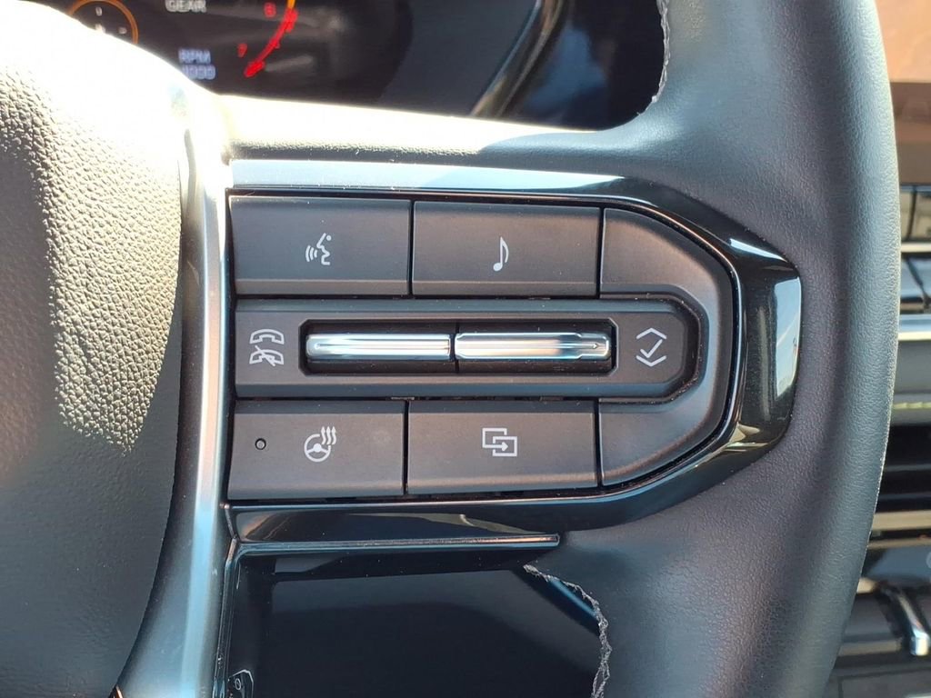 Used 2024 Chevrolet Colorado ZR2 w/ ZR2 Convenience Package III AWD/4WD image 26