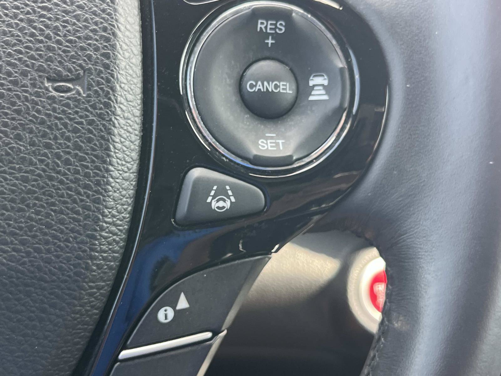 Used 2016 Honda Accord EX-L image 32