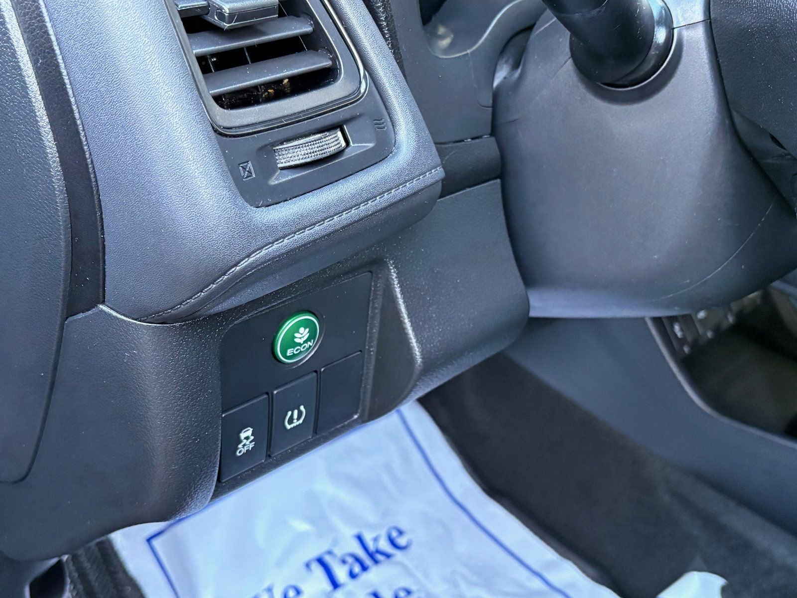 Used 2016 Honda HR-V LX image 15