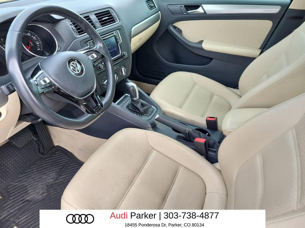 Used 2016 Volkswagen Jetta SE FWD image 6