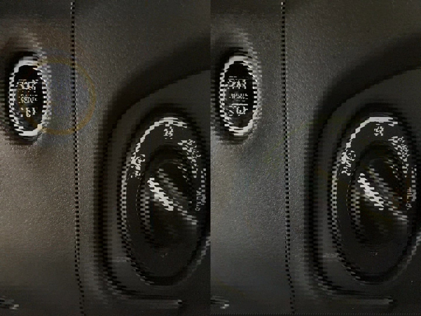 Used 2023 Nissan Frontier SV w/ SV Convenience Package image 15