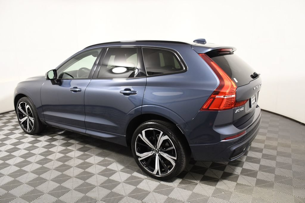 Used 2023 Volvo XC60 B6 Ultimate AWD/4WD image 3