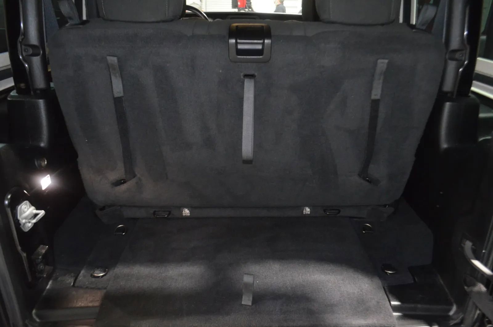 Used 2020 Jeep Wrangler Sport image 18