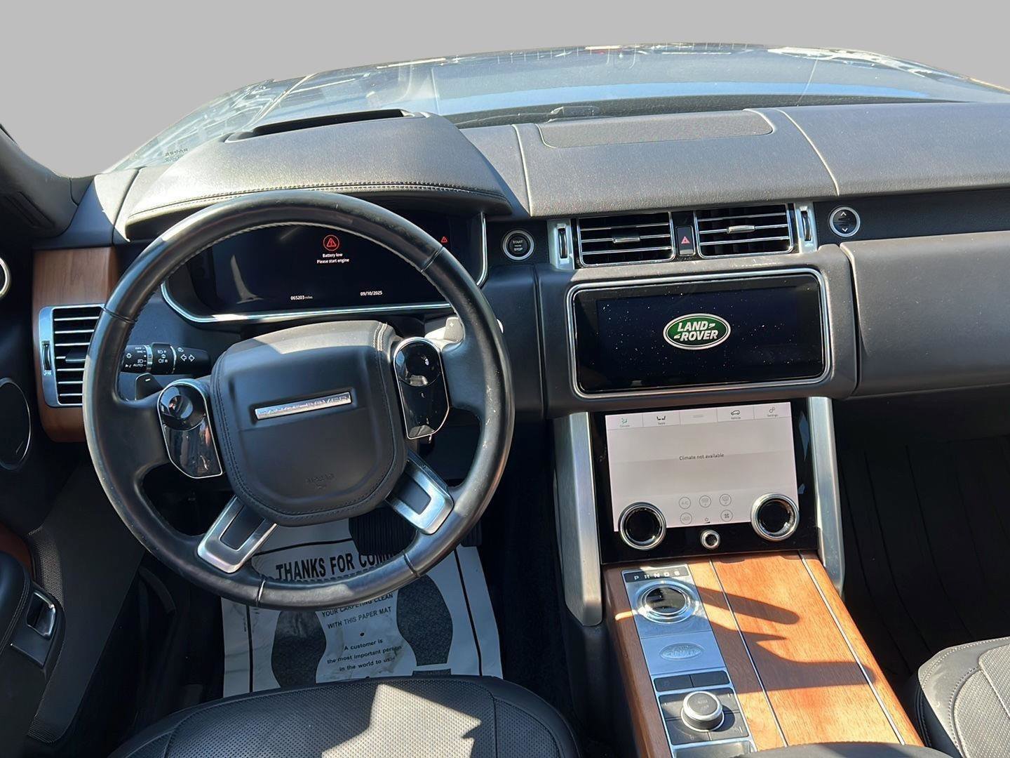 Used 2020 Land Rover Range Rover HSE image 12