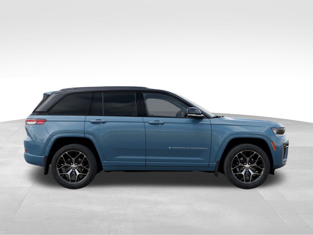 New 2026 Jeep Grand Cherokee Summit image 21