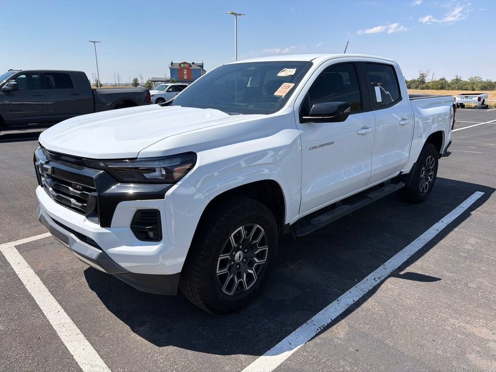 Used 2024 Chevrolet Colorado Z71 AWD/4WD image 9