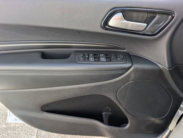 Used 2023 Dodge Durango SXT image 31