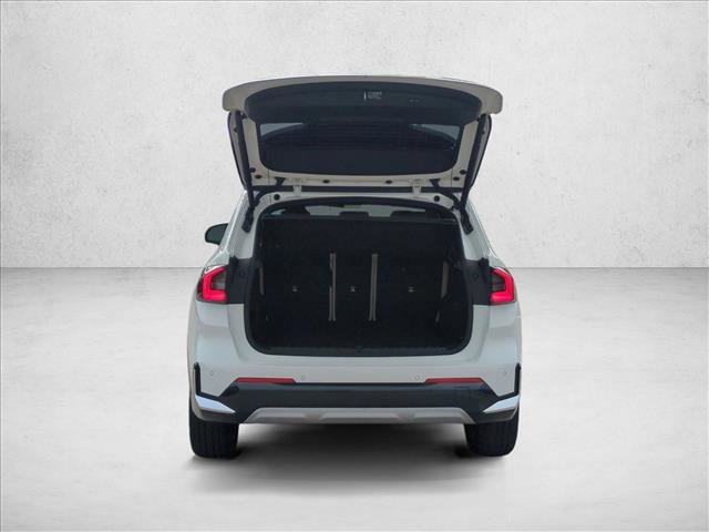 Used 2025 BMW X1 xDrive28i image 6