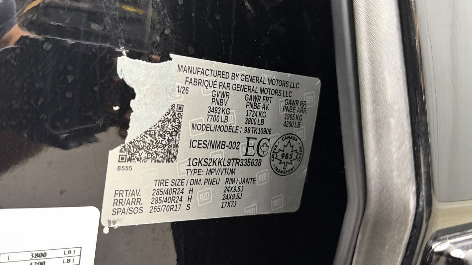 Used 2026 GMC Yukon XL Denali Ultimate w/ LPO, Floor Liner Package AWD/4WD image 45