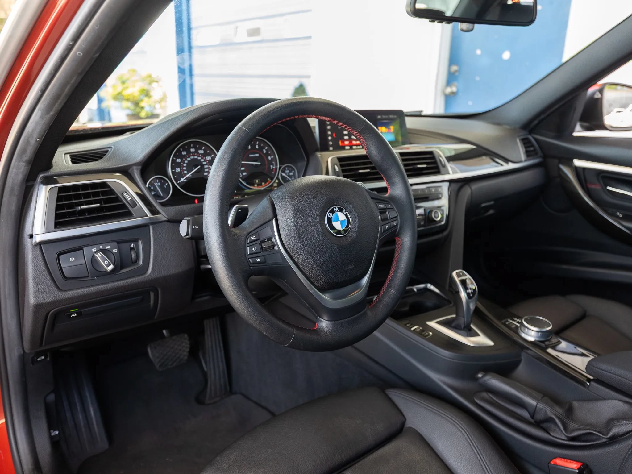 Used 2018 BMW 330i xDrive Sedan AWD/4WD image 20