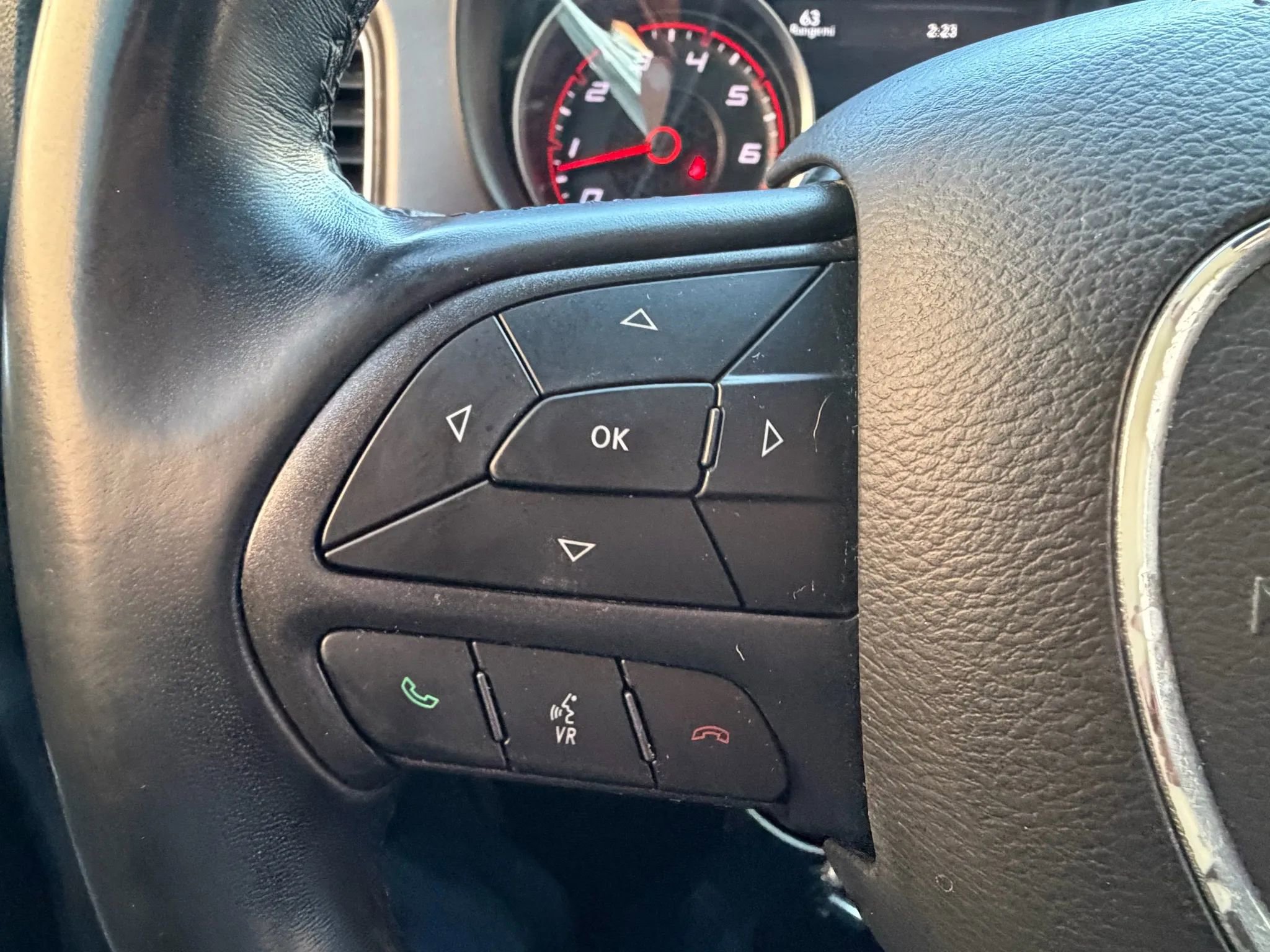 Used 2019 Dodge Charger SXT image 19