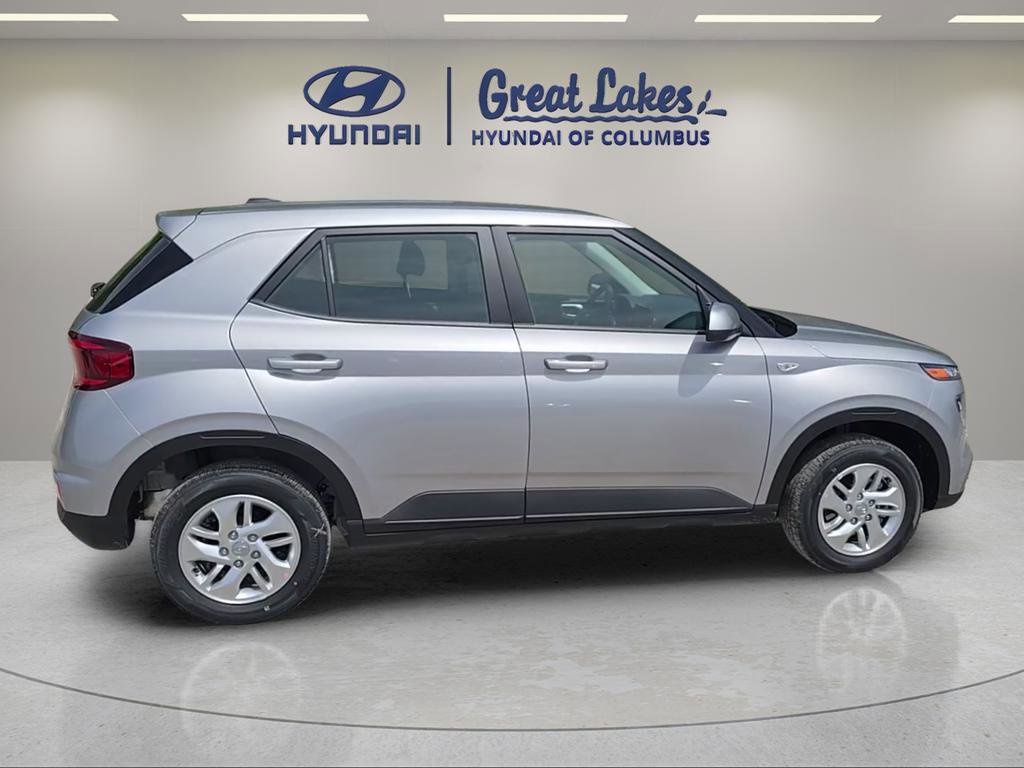 New 2026 Hyundai Venue SE FWD image 6