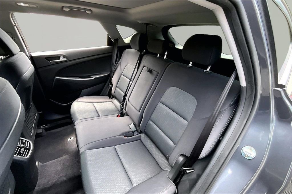 Used 2018 Hyundai Tucson Value FWD image 18
