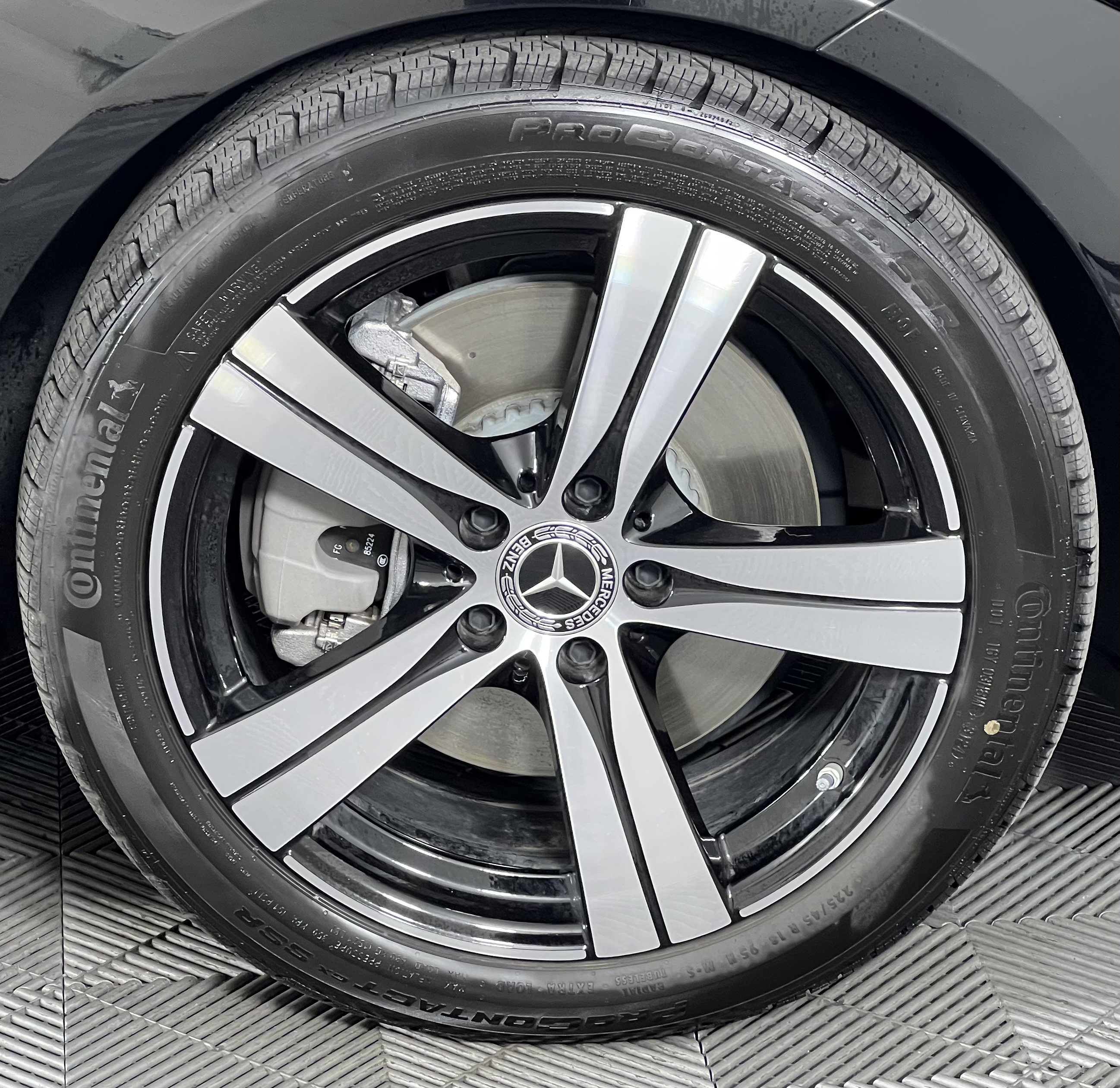 Certified 2025 Mercedes-Benz C 300 4MATIC Sedan image 15