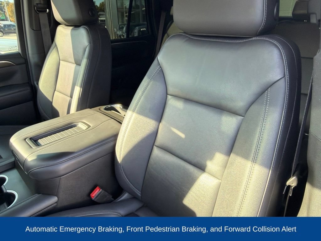 Used 2022 Chevrolet Tahoe Z71 w/ Luxury Package AWD/4WD image 23