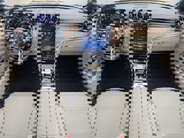 Certified 2023 Mercedes-Benz C 300 4MATIC Sedan image 14