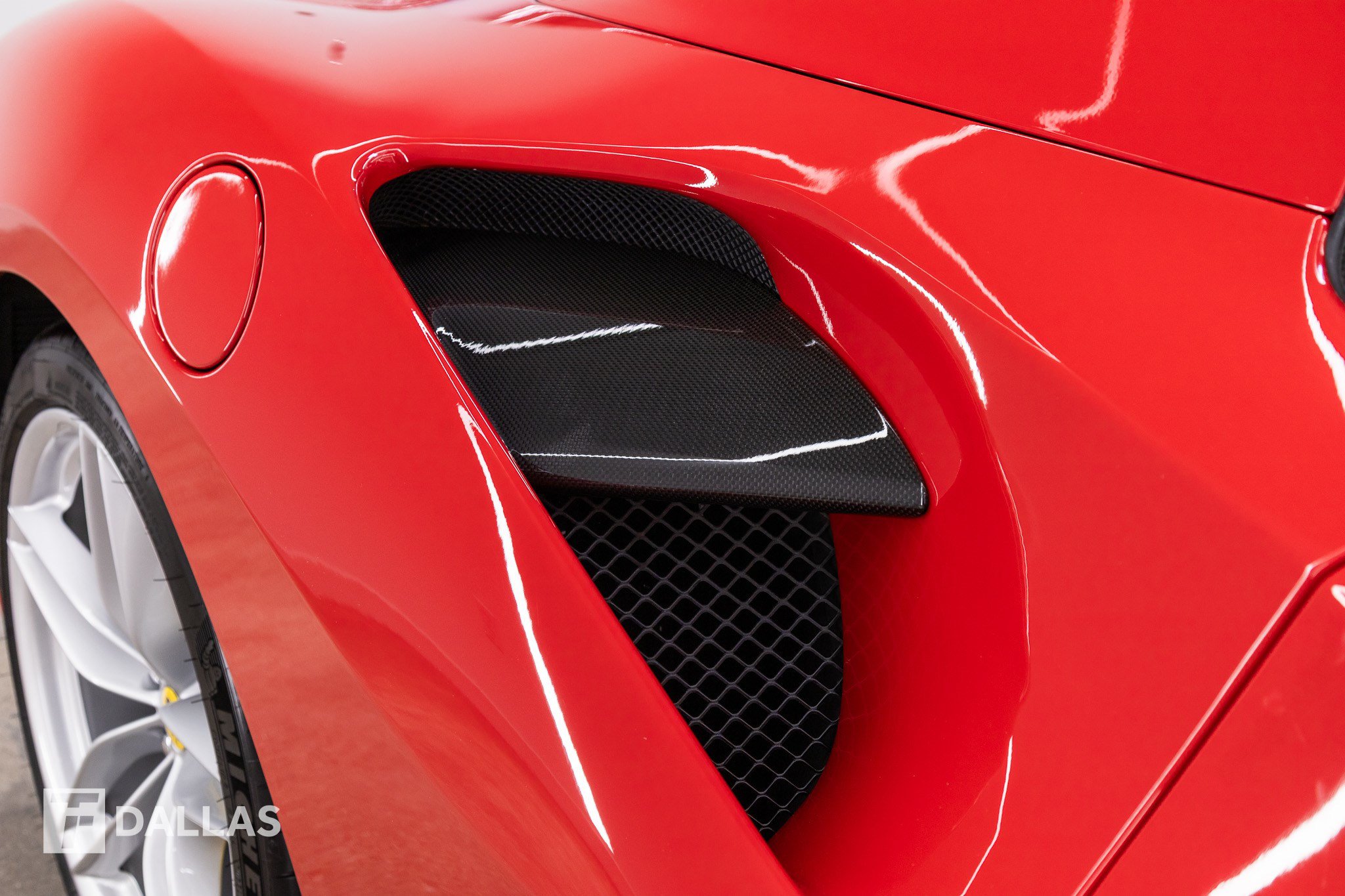 Used 2016 Ferrari 488 Spider RWD image 23