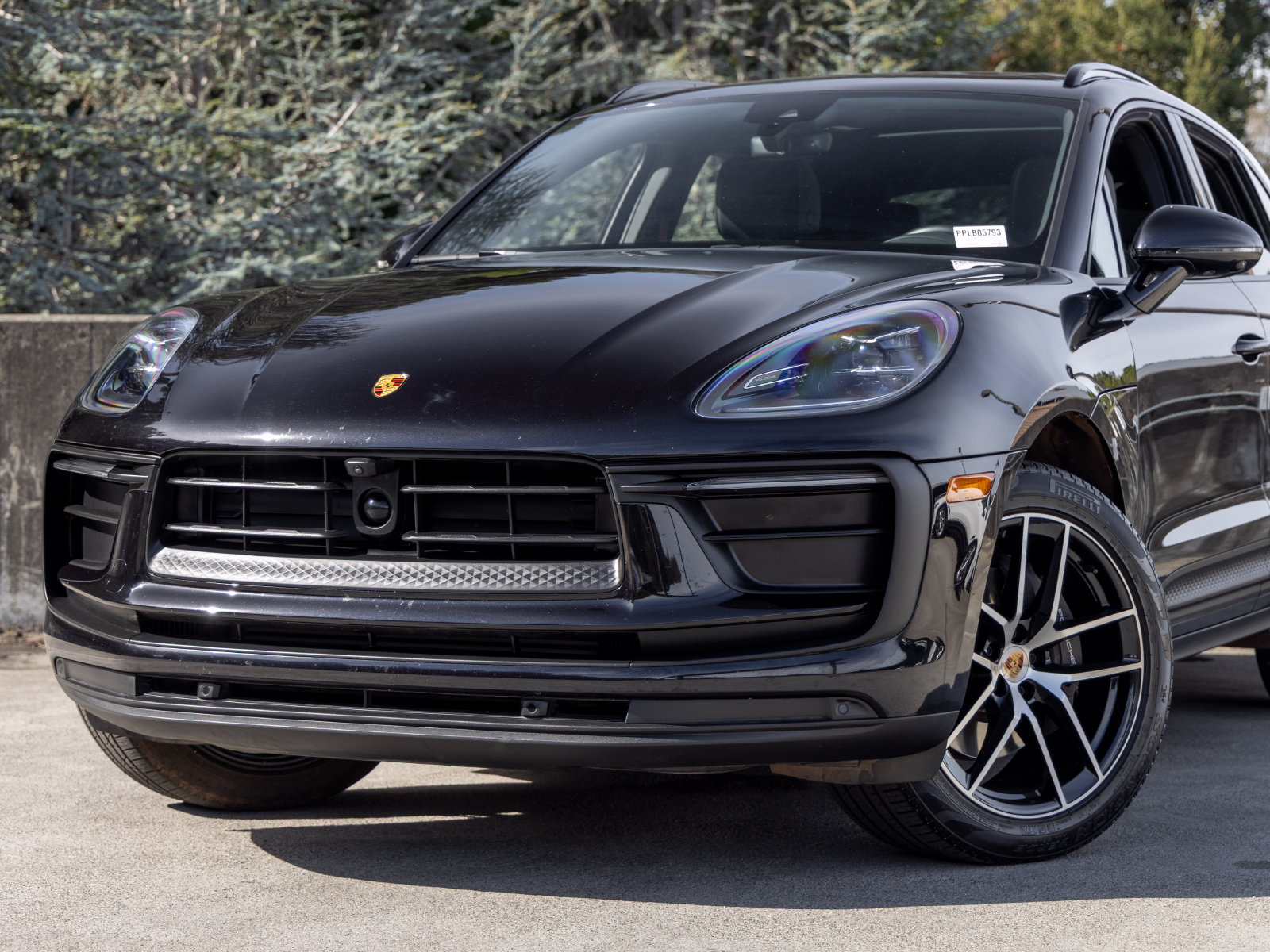 Certified 2023 Porsche Macan AWD/4WD image 7