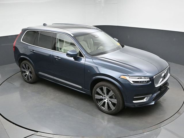 Used 2023 Volvo XC90 B6 Ultimate w/ Protection Package AWD/4WD image 18