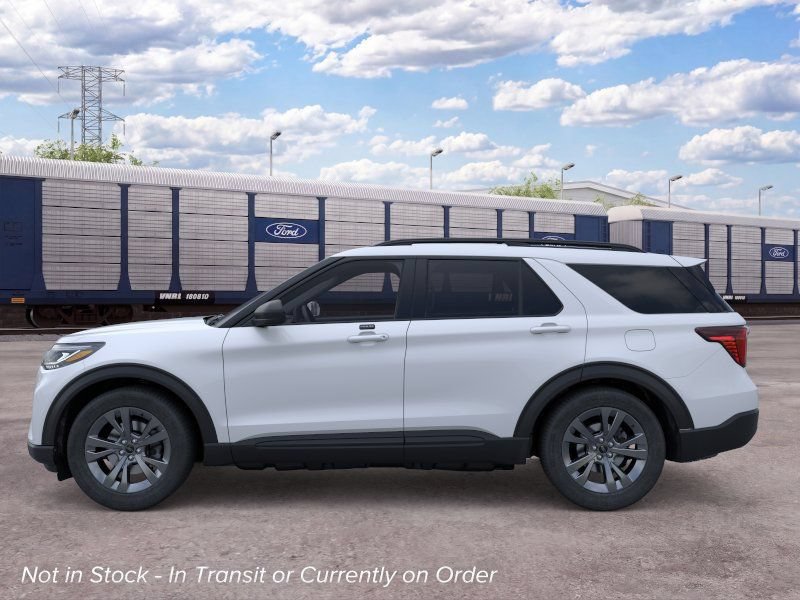 New 2026 Ford Explorer Active w/ Active Comfort Package AWD/4WD image 3
