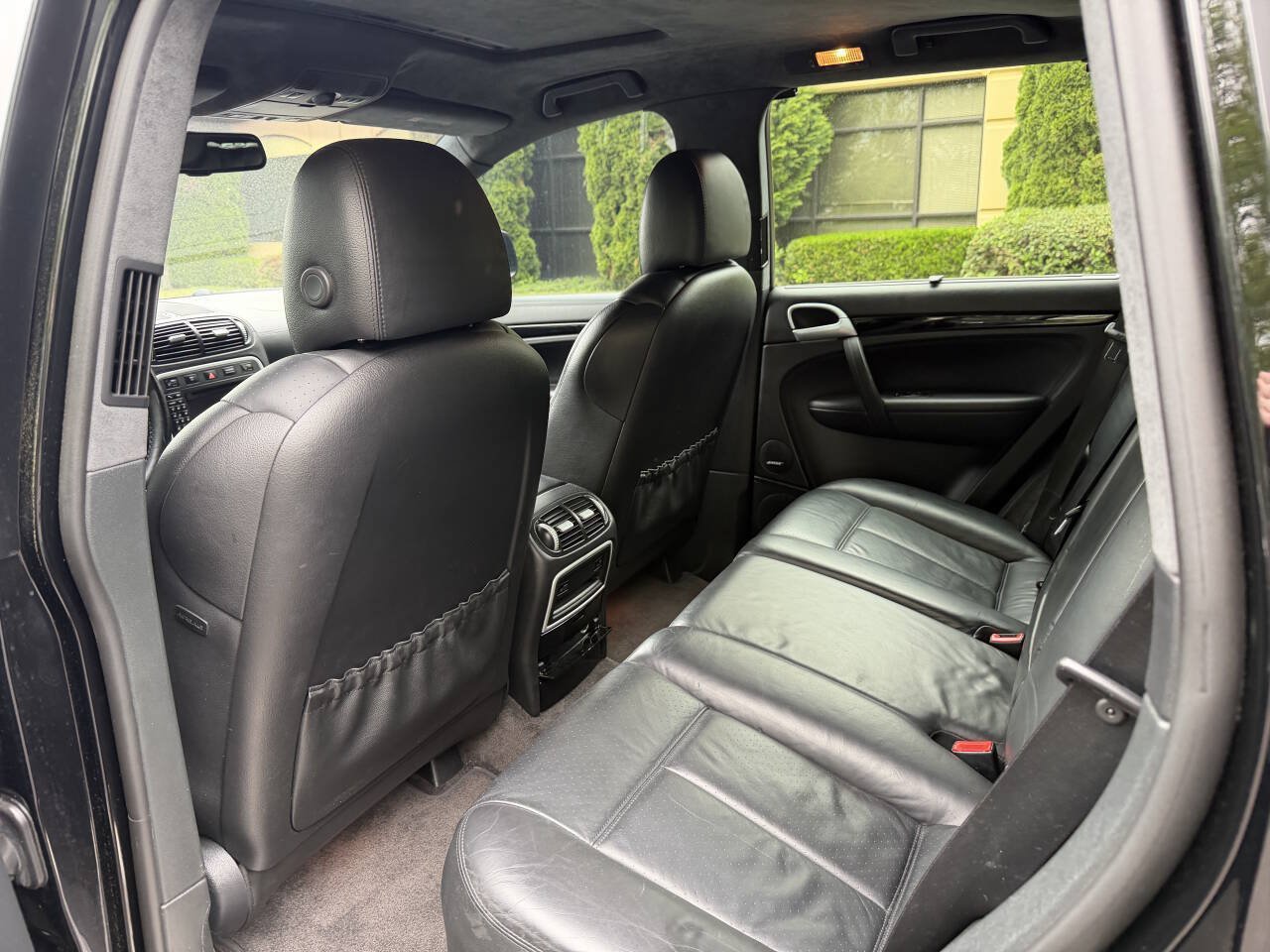 Used 2008 Porsche Cayenne Turbo AWD/4WD image 27