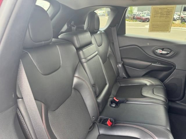 Certified 2019 Jeep Cherokee Trailhawk w/ Comfort/Convenience Group AWD/4WD image 26