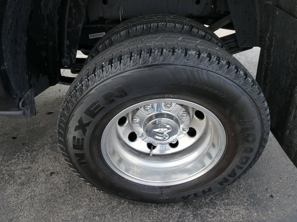 Used 2024 RAM 3500 Laramie w/ Towing Technology Group image 15