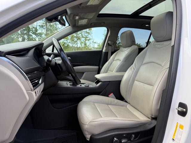 Used 2019 Cadillac XT4 Premium Luxury w/ Driver Assist Package FWD image 9