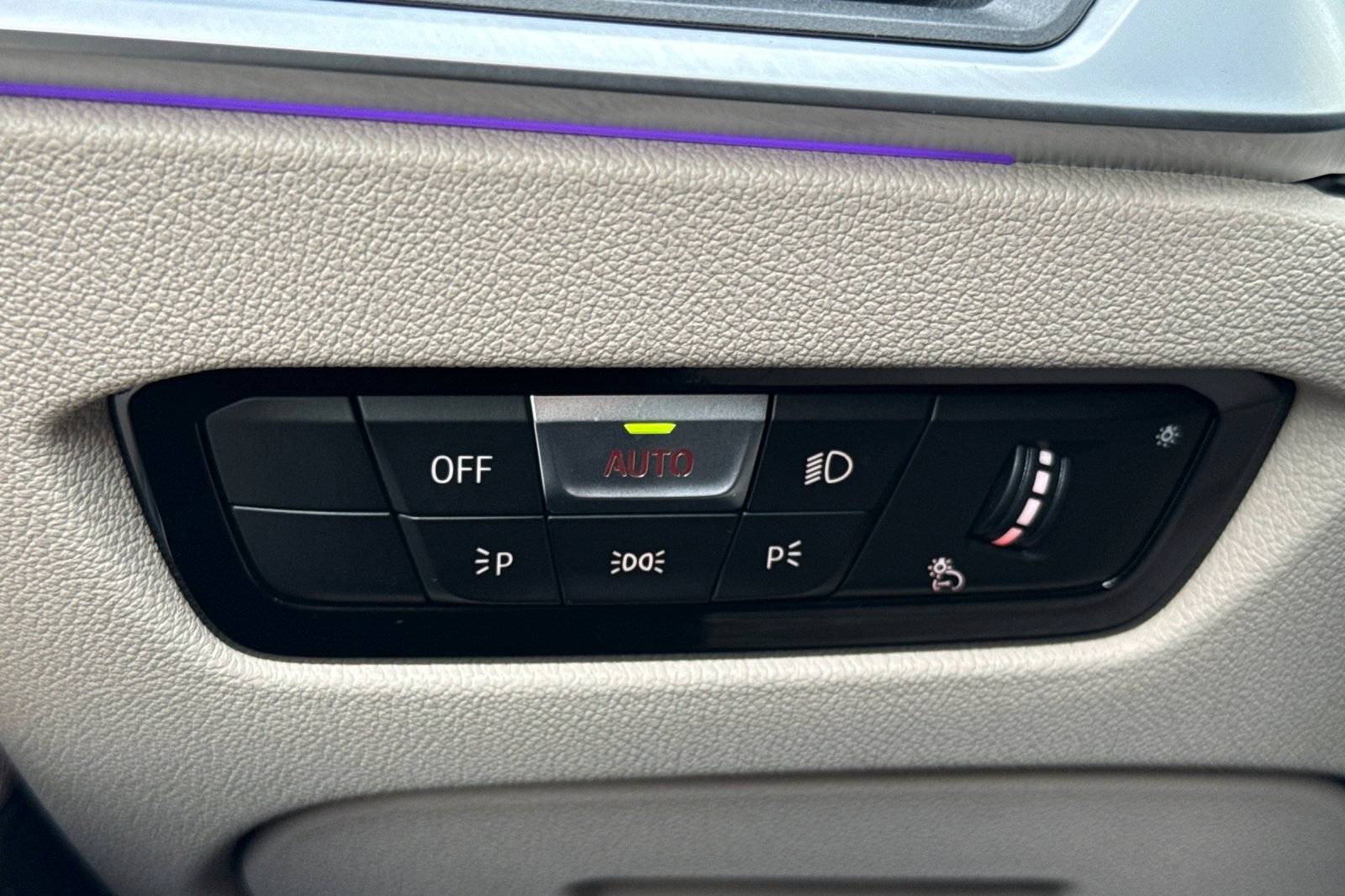 Used 2020 BMW M340i w/ Executive Package image 35