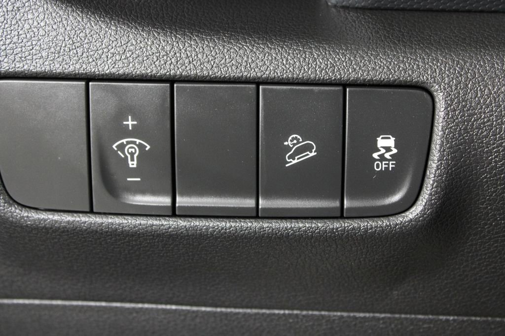 Certified 2023 Hyundai Kona SEL image 22