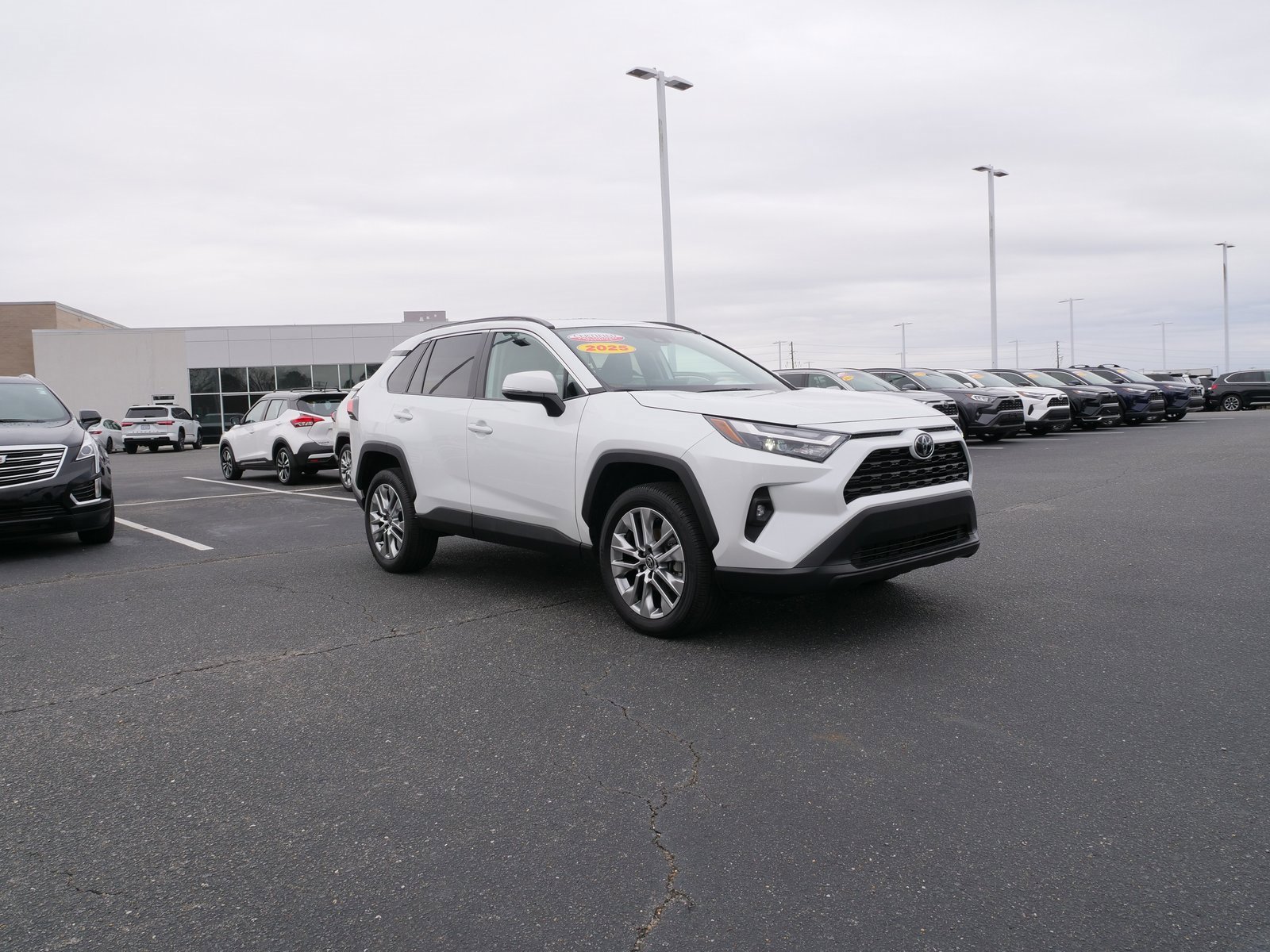 Used 2025 Toyota RAV4 XLE Premium image 10