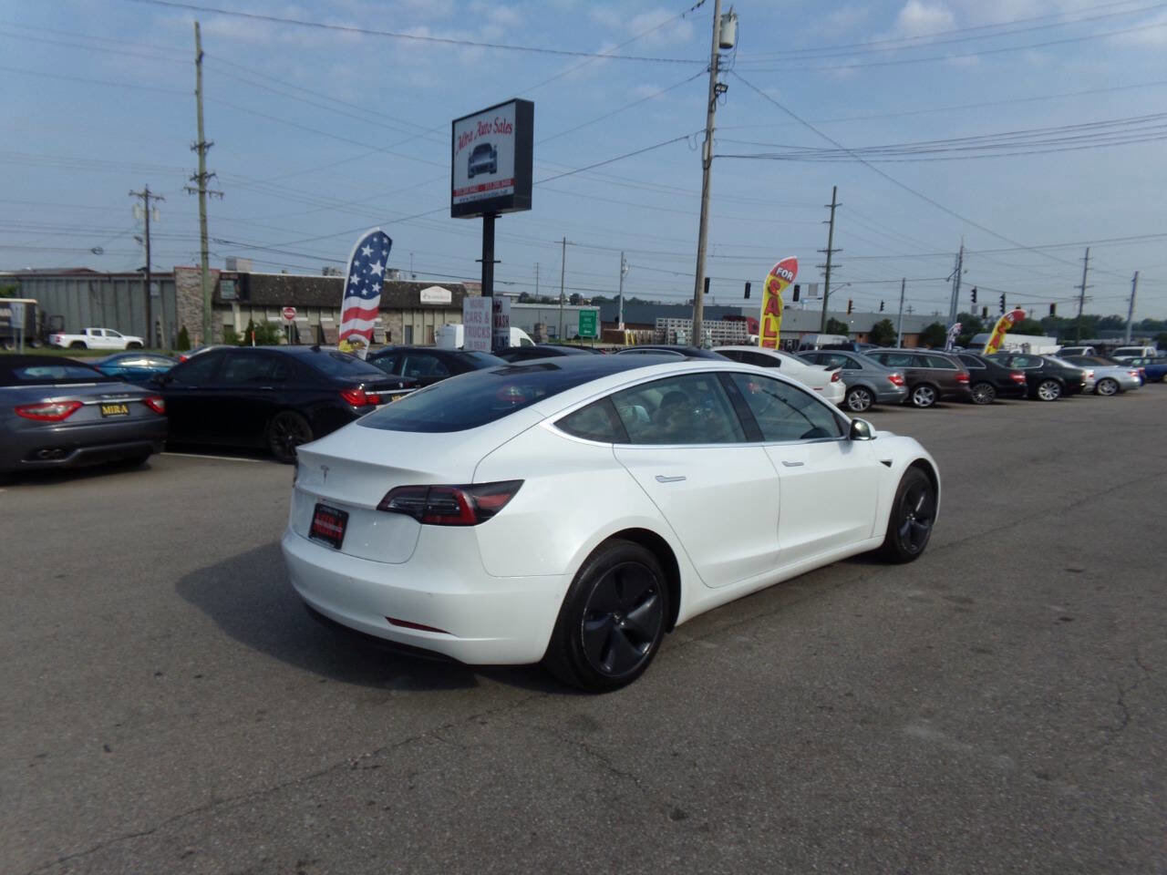 Used 2020 Tesla Model 3 Standard Range Plus image 6