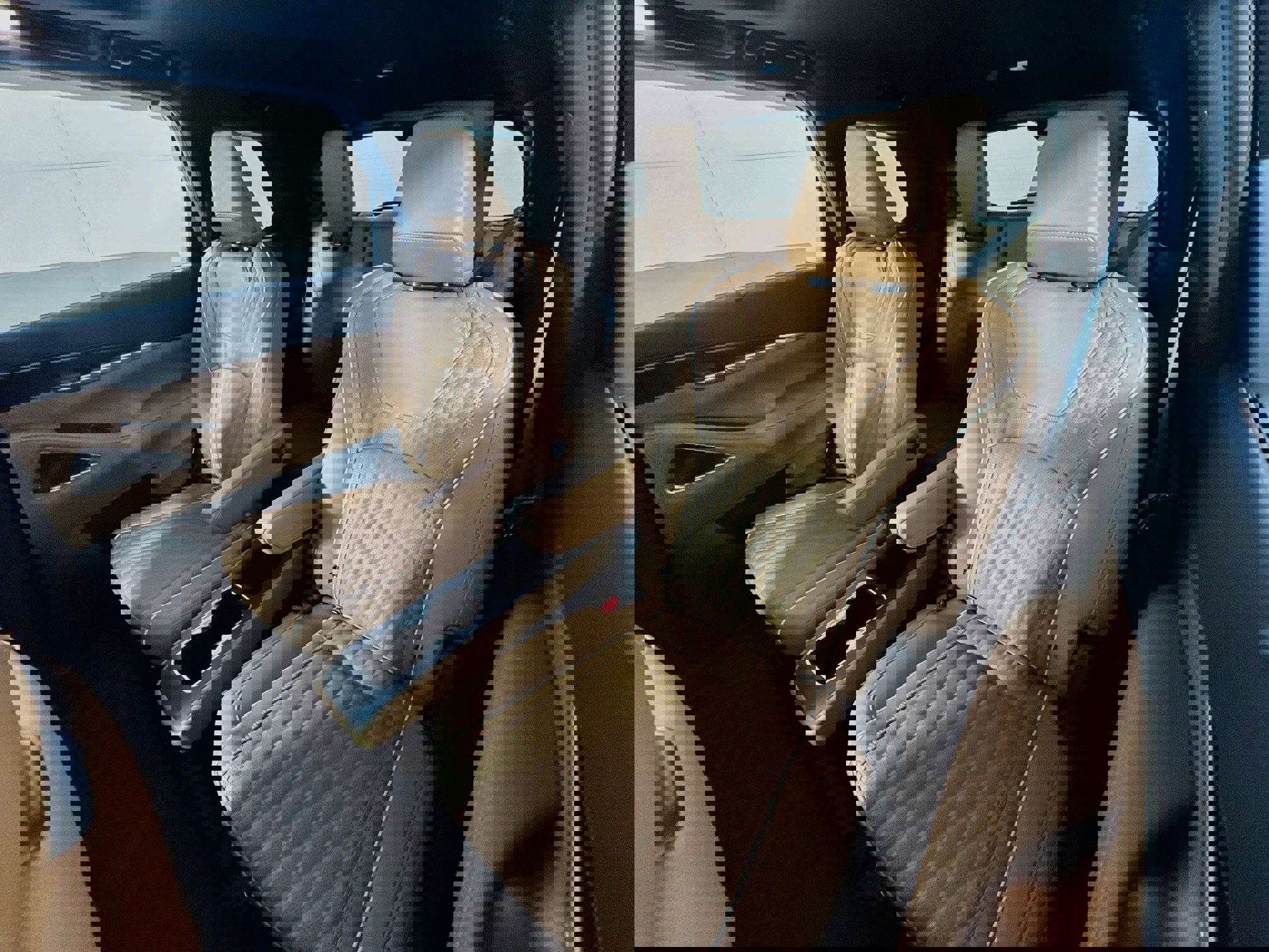 Used 2026 INFINITI QX60 Autograph w/ Dark Cargo Package AWD/4WD image 24