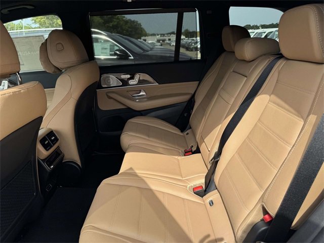 New 2026 Mercedes-Benz GLS 580 4MATIC image 31