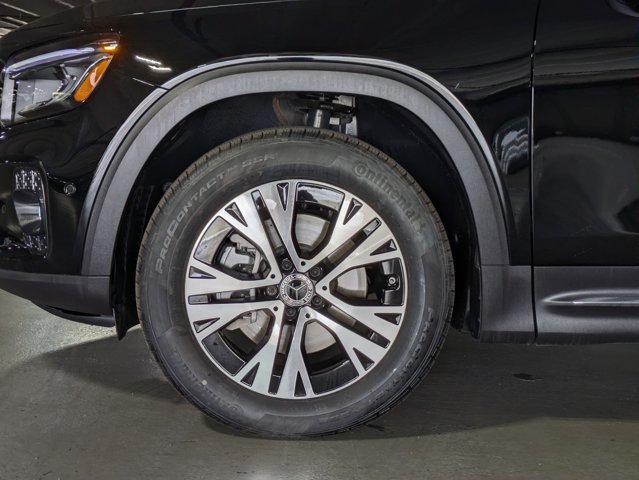 Used 2025 Mercedes-Benz GLB 250 image 24