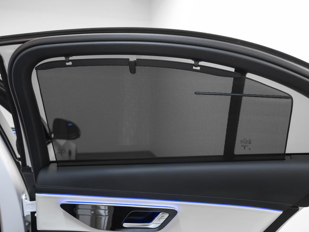 Used 2025 Mercedes-Benz E 53 AMG e 4MATIC Sedan image 38