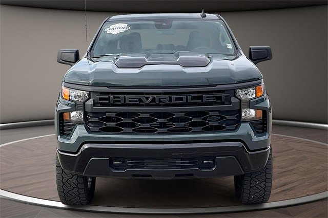 Used 2025 Chevrolet Silverado 1500 Custom Trail Boss w/ Turbomax Blackout Package image 3