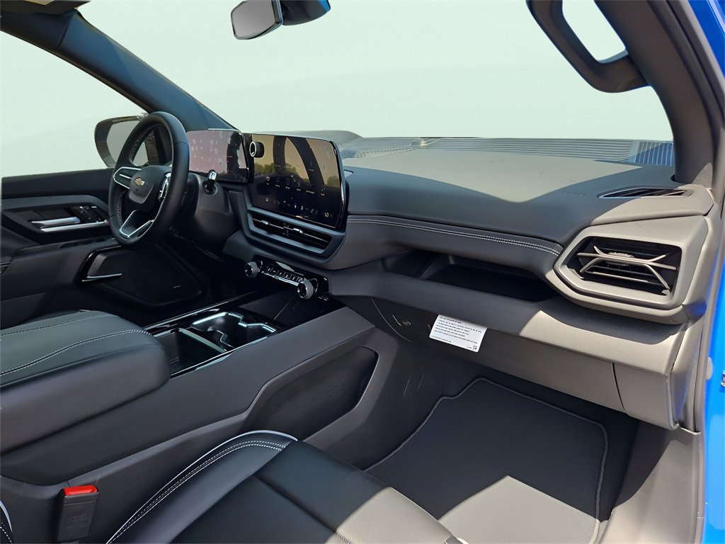 New 2025 Chevrolet Silverado EV LT image 21