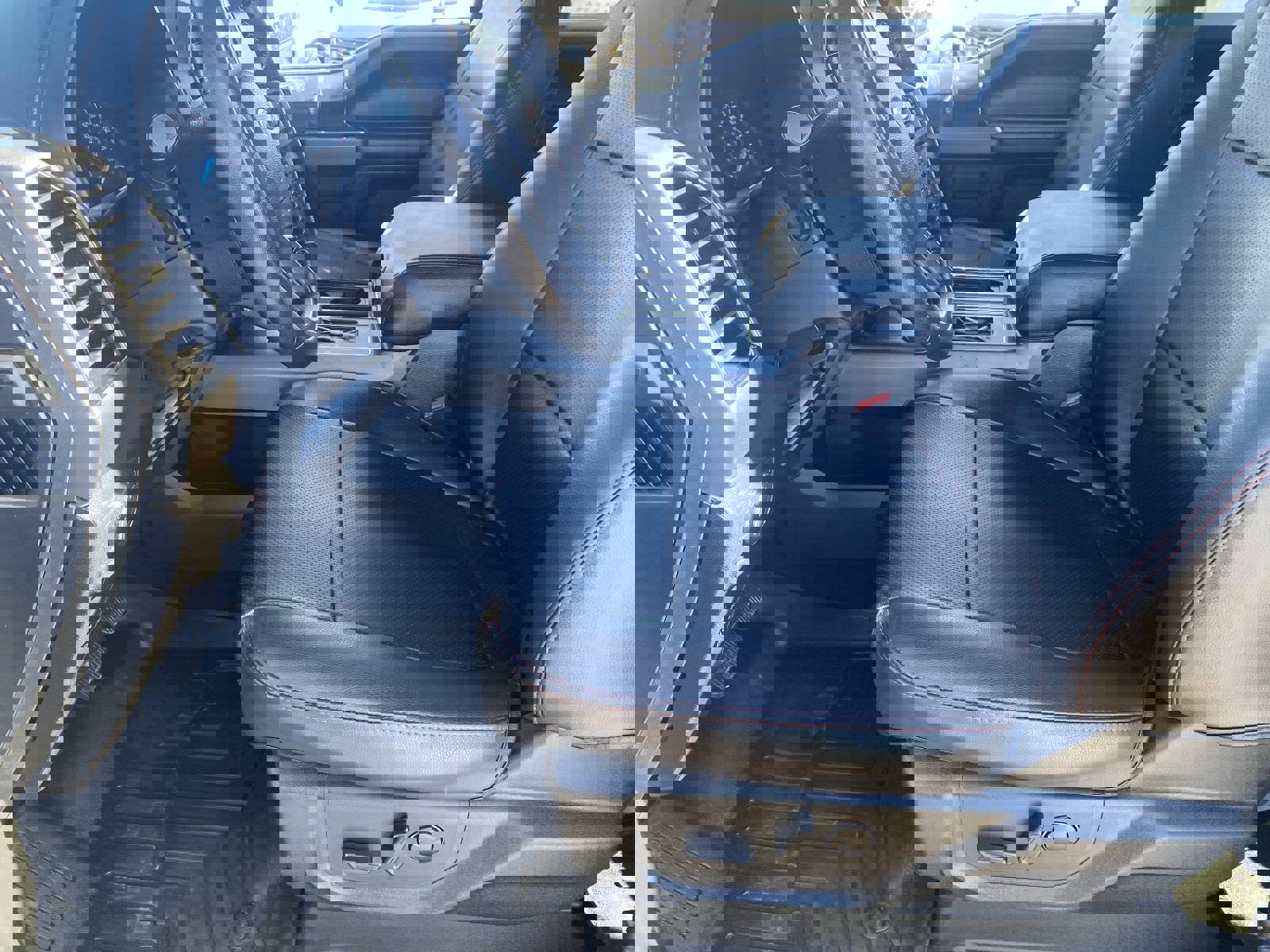 Used 2020 Ford F150 XLT w/ Equipment Group 302A Luxury image 19