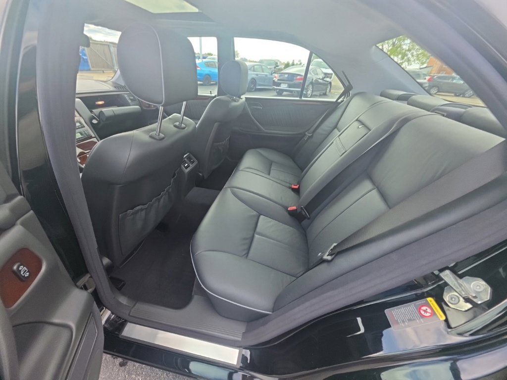Used 2002 Mercedes-Benz E 320 4MATIC Sedan image 26