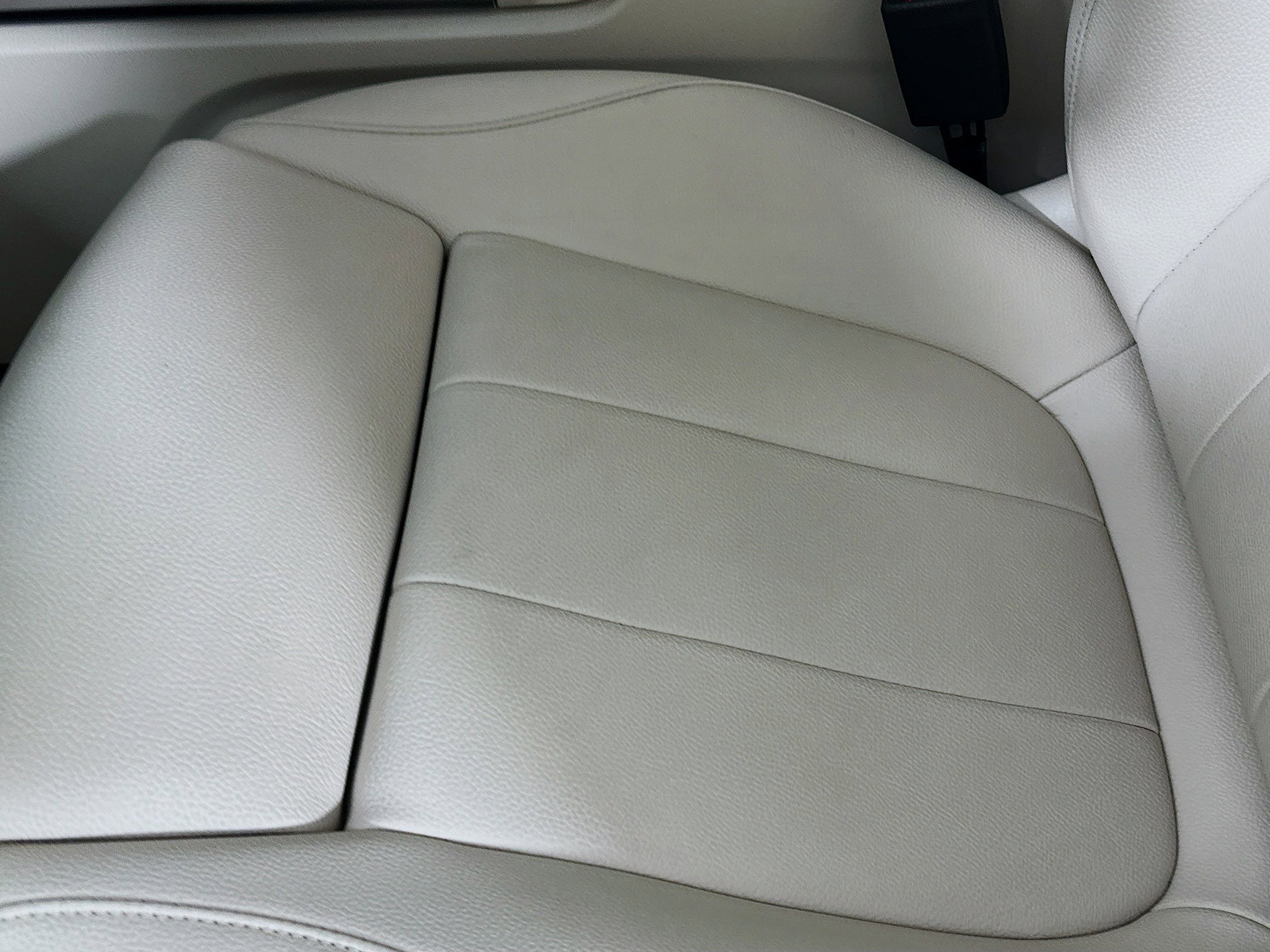 Certified 2025 Mercedes-Benz GLB 250 4MATIC image 25