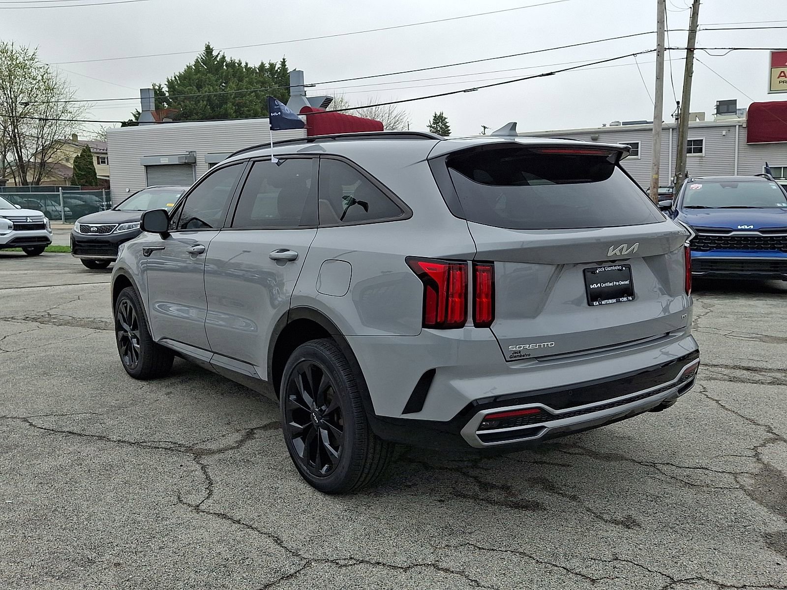 Used 2023 Kia Sorento SX image 5