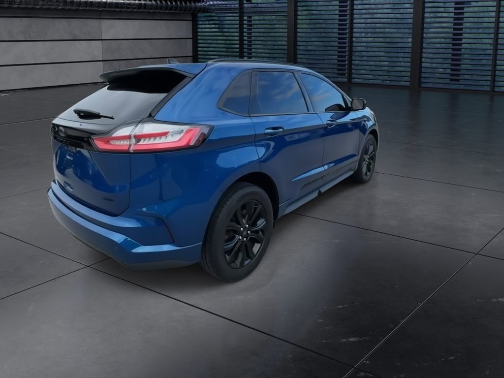 Used 2022 Ford Edge SE w/ Black Appearance Package image 8