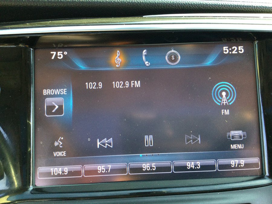 Used 2016 Buick Envision Premium AWD/4WD image 33