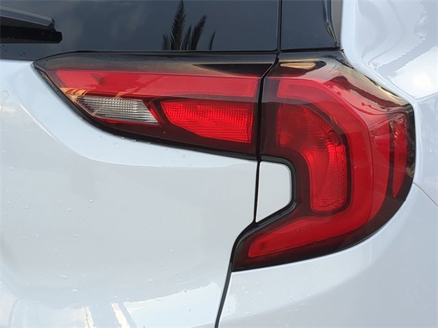 Used 2021 GMC Terrain SLT w/ Elevation Edition image 8