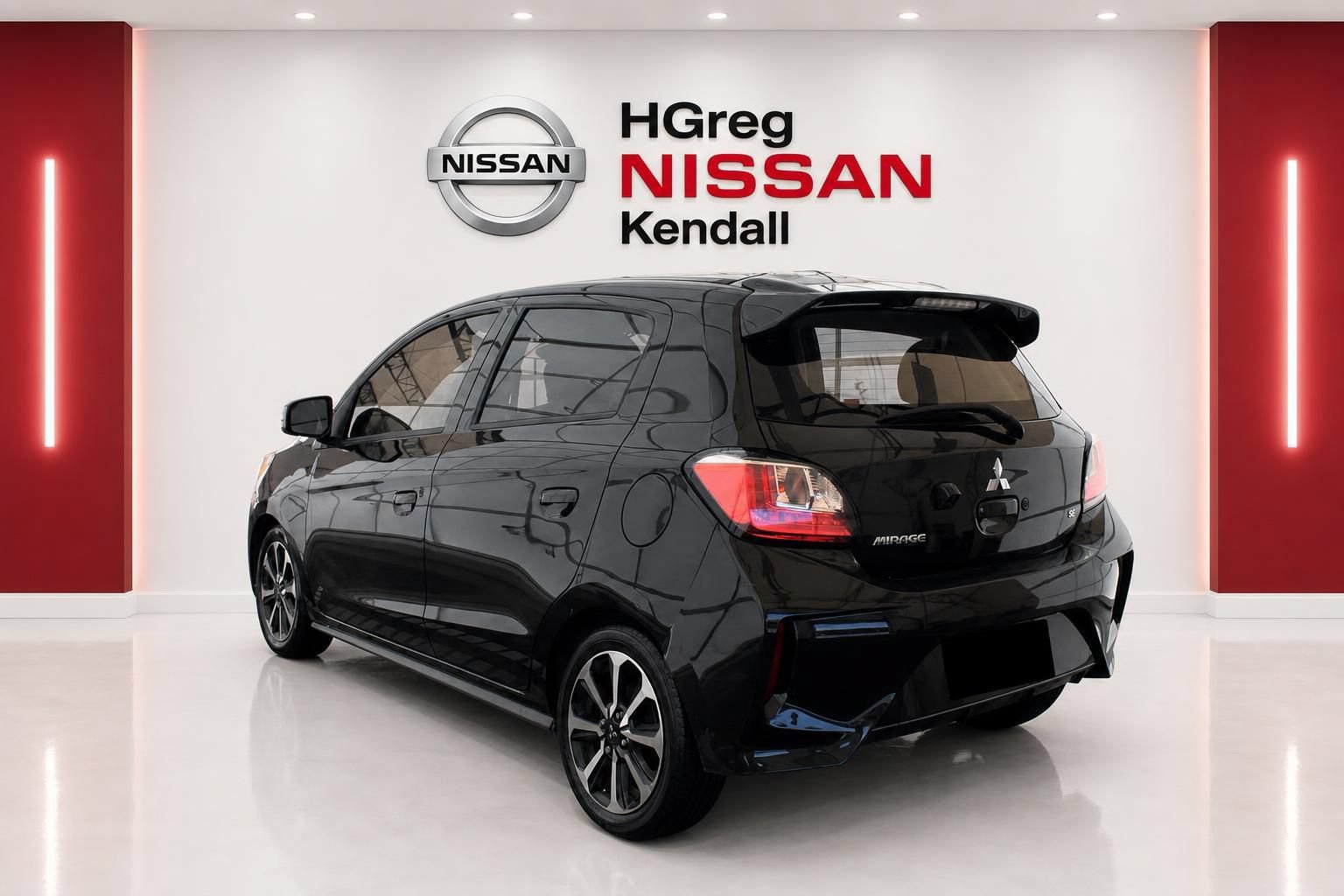 Used 2023 Mitsubishi Mirage SE FWD image 2