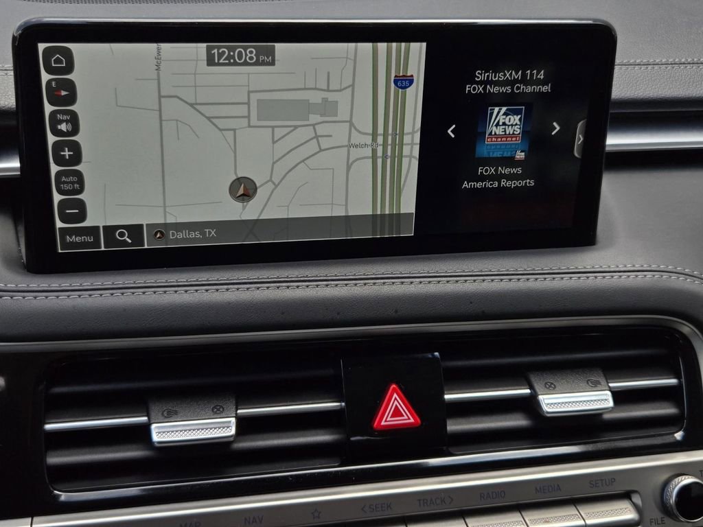 Used 2025 Genesis G70 2.5T image 19